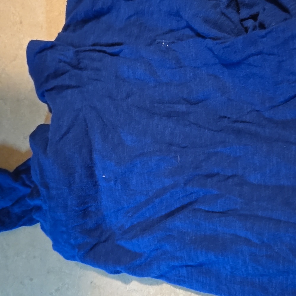 Long sleeve blue t shirt